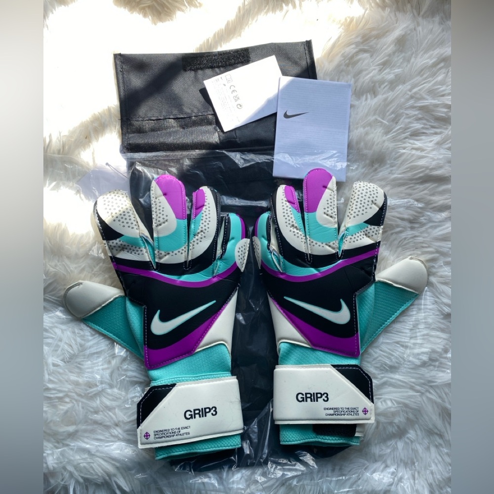 Nike Men GK Match Goalkeeper Gloves Black Mint Soccer Goalie FB2998-010